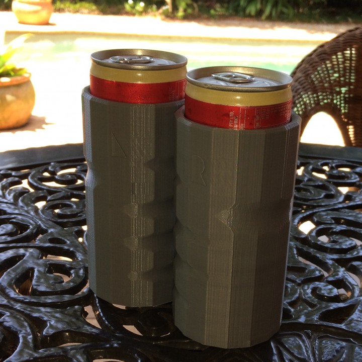 Insulated 250ml can holder image