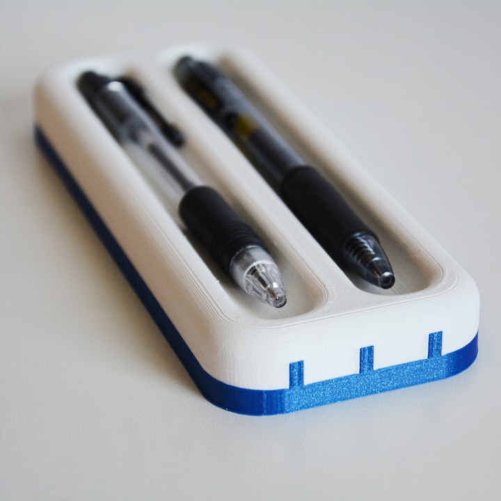 Dual Color Desk Pen Holder image